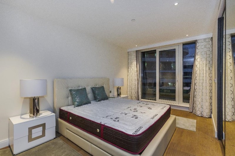 Images for Cascade Court, Vista Chelsea Bridge, Queens Town Road, Battersea London, SW8 EAID:1234 BID:1234