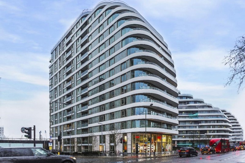 Images for Cascade Court, Vista Chelsea Bridge, Queens Town Road, Battersea London, SW8 EAID:1234 BID:1234
