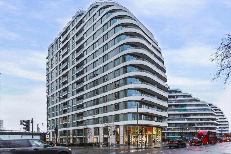 Images for Cascade Court, Vista Chelsea Bridge, Queens Town Road, Battersea London, SW8 EAID:1234 BID:1234