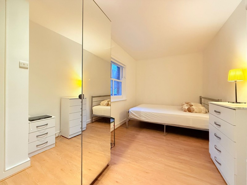 Images for Pembroke Road, London, W8 EAID:1234 BID:1234