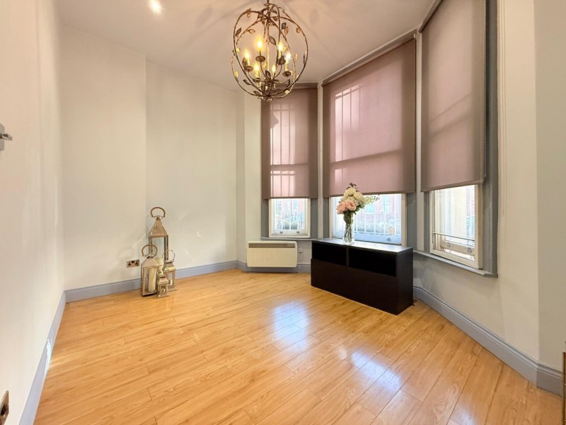 Images for Warwick Road, London, SW5 EAID:1234 BID:1234