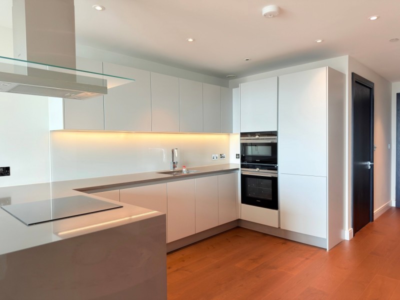 Images for Sophora House, Vista Chelsea Bridge, Queens Town Road, SW11 EAID:1234 BID:1234