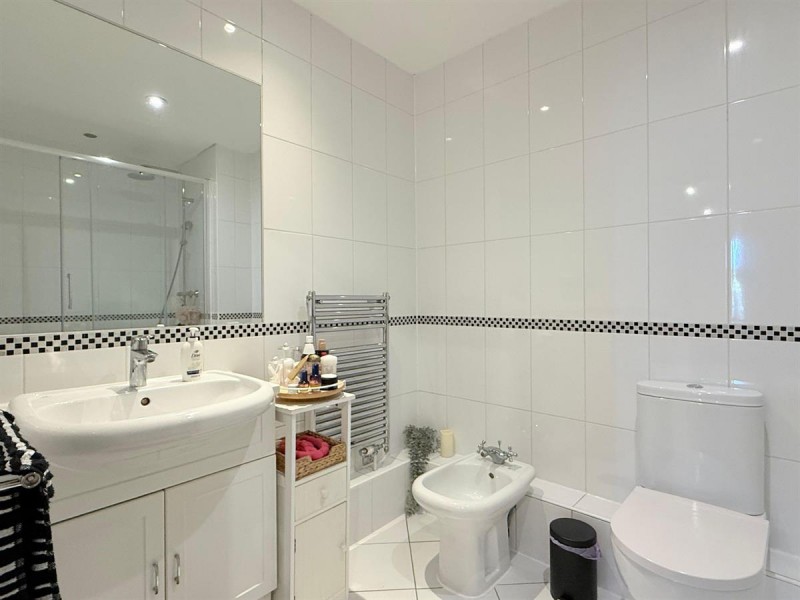 Images for Warren House, Beckford Close Warwick Road, London EAID:001 BID:alexander_lewis