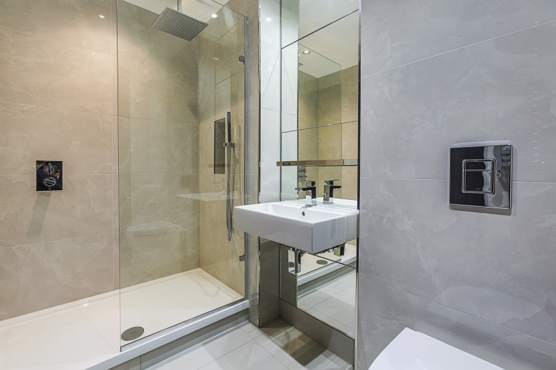 Images for Cascade Court, Vista Chelsea Bridge, Queens Town Road, SW8 4NS, UK EAID:001 BID:alexander_lewis