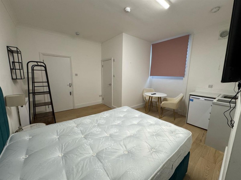 Images for Pembroke Road, London, W8 6NX, UK EAID:001 BID:alexander_lewis