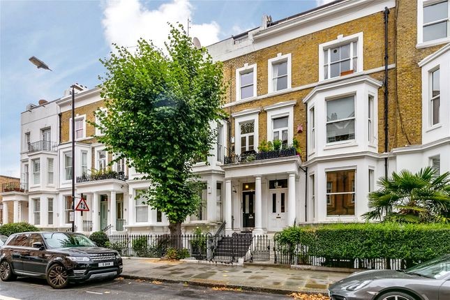 CROMWELL CRESCENT